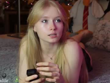 girl bestblondiiecb image #6219552