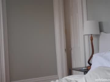 girl _june image #1401594