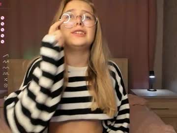 girl pewdieevaa image #5173178