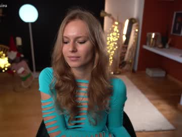 girl chillwithkira image #3271932