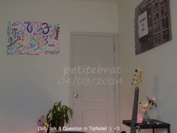 girl petitebrat image #6680443