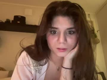girl alexolix image #7012365