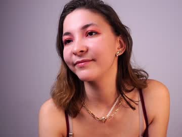 girl helenmoors image #5791638