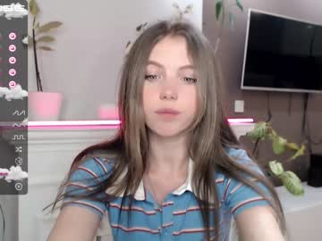 girl small_blondee image #2707457