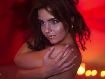 girl excitease image #2769937