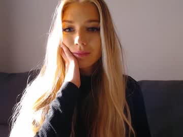 girl pervyblonde image #1226841