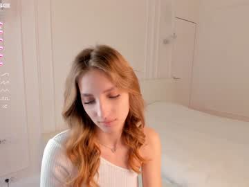 girl alishaamelia image #5513315