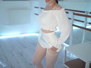 girl floret_joy image #5493912