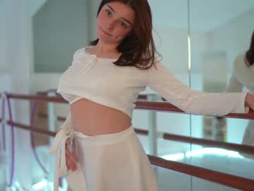 girl floret_joy image #5759891