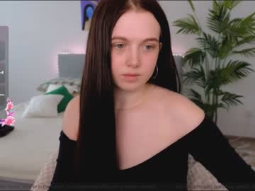 girl small_blondee image #6875918