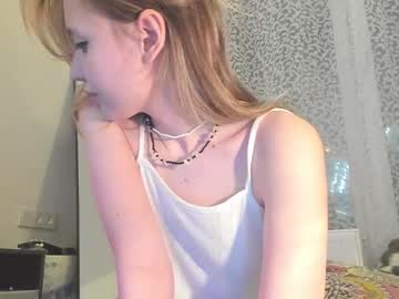 girl qtie0 image #7035718