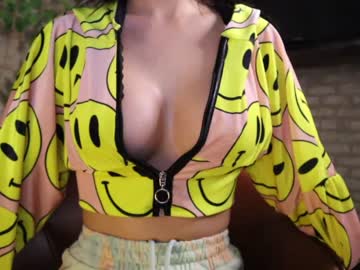 girl welcome2pleasureland image #1314720