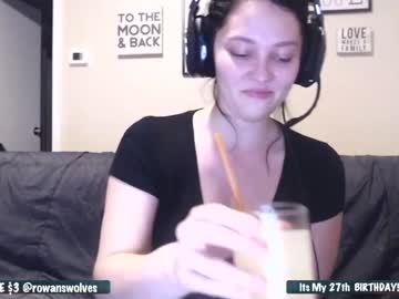 girl rowanswolves image #606359