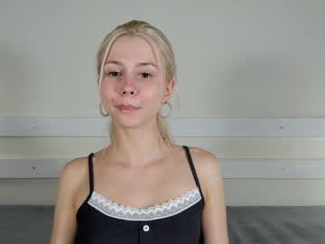 girl hi_popsy image #5353529