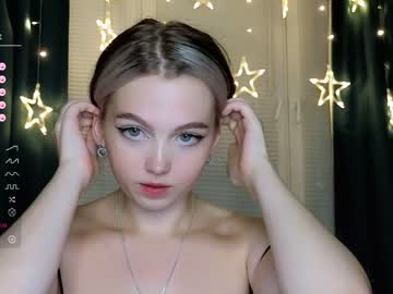 girl small_blondee image #5149171