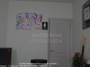 girl petitebrat image #6885686
