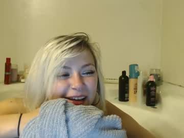 girl kipsy420 image #3243541