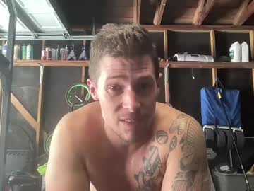 man browneyedmuscleboy32 image #5106425