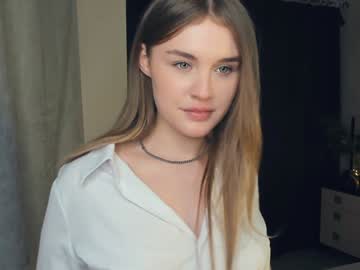 girl sheenaeast image #7004542