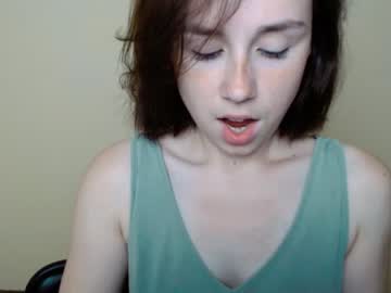 girl veryveryvery_shy image #2029578