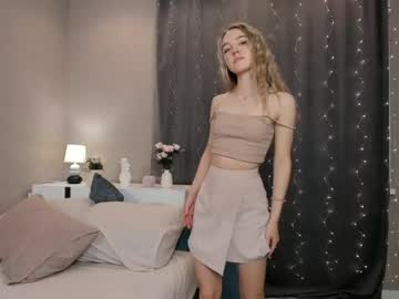 girl shelbywheatwillow image #5736145