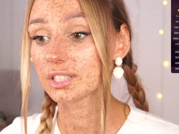 girl artease image #5500263