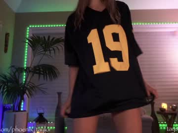 girl phoenix_taylor image #3449827