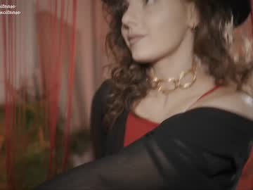 girl excitease image #5374130