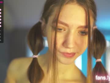 girl angels_kiss image #3185644