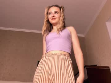 girl barbaraleeee image #4067252