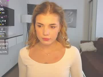 girl adri_dream image #7037056