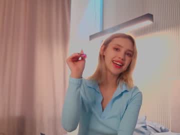 girl angella_kleee image #3830427