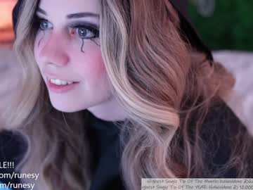 girl runesy image #2969787
