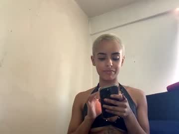 girl fxrbiddenfruitt image #5278334
