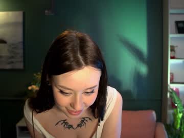 girl ella_knockers_xl image #1269784