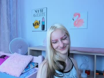 girl erika__lodge image #2234824