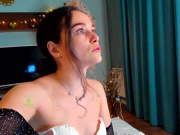 girl demurelixir image #3462367