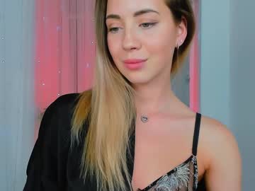 girl emmi_rosee image #3768485