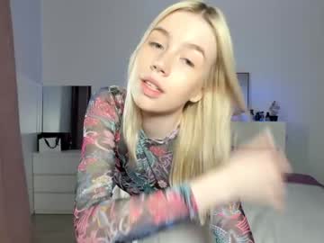 girl _emiliaaa image #4237260