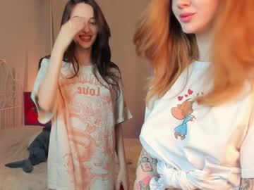 girl jerkoffstation image #3796777