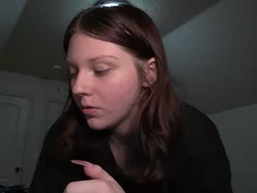 girl astridbaker69 image #6187683