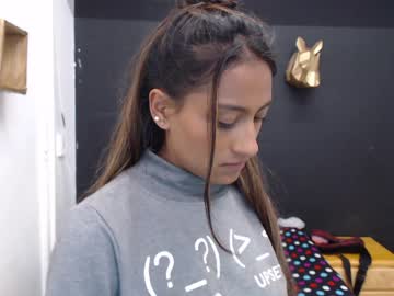 girl strawberry_7245 image #1175253