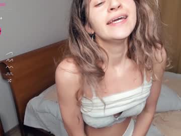 girl lorahartill image #6288387