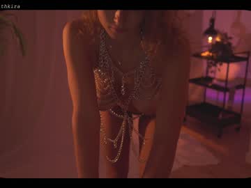 girl chillwithkira image #2063623