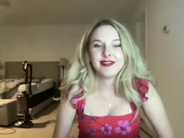 girl tpink95 image #2064220