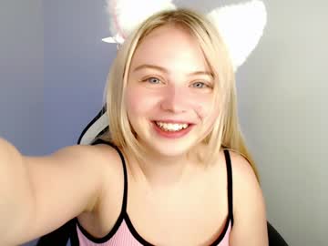 girl shy_blondiee image #3678031