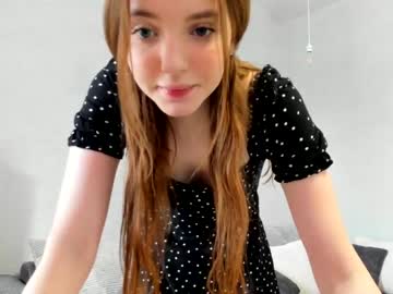 girl olli_ver image #3723122