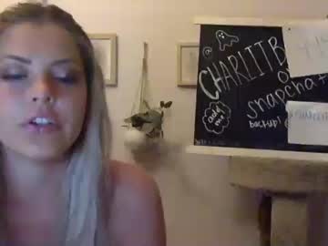 girl charlitbaker image #1891493
