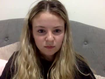 girl blondiecollegebabe image #683912
