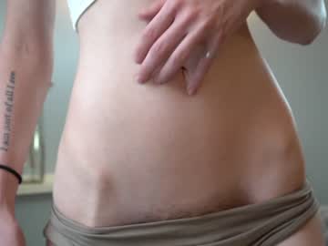 girl sistinehashands image #2319136